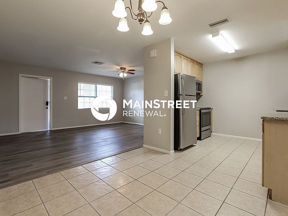 4th image of 3339 Spainwood Dr