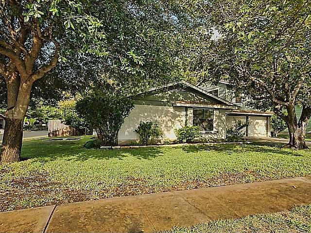 2nd image of 8400 Flagstone Dr