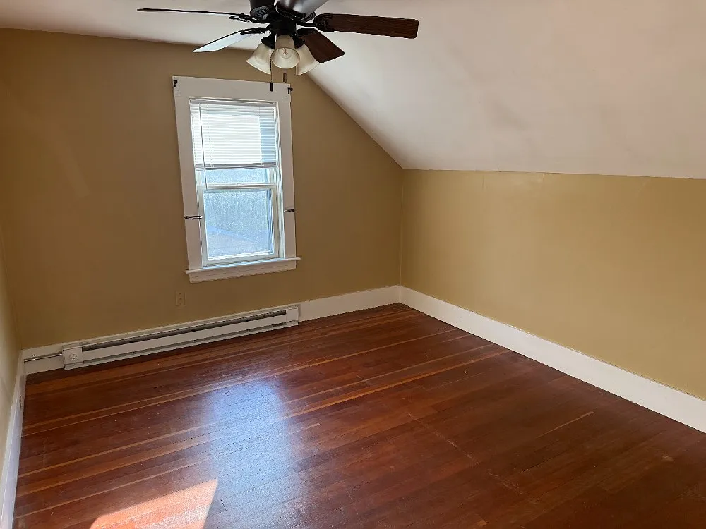 2 bed, 900 sqft, $1,900 — Photo 4