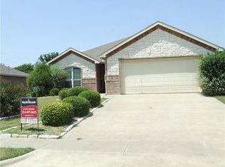 103 Valley View Dr, Waxahachie, TX 75167