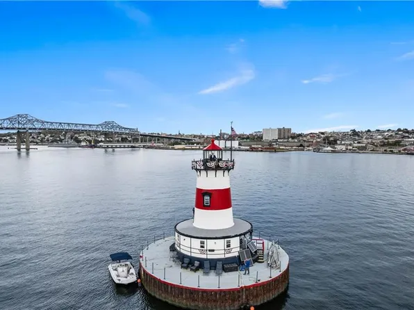 0 Taunton Riv, Somerset, MA 02726