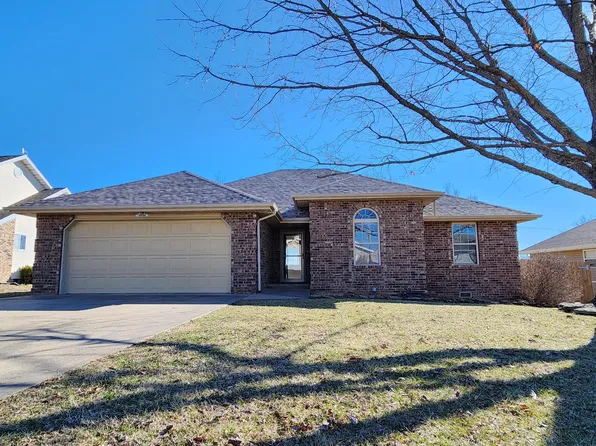 530 S Flint Avenue, Bolivar, MO 65613