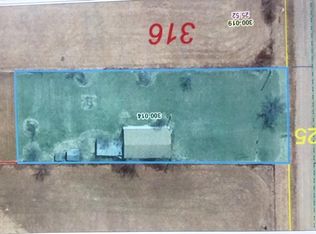 323 N Smith St, Lamoni, IA 50140