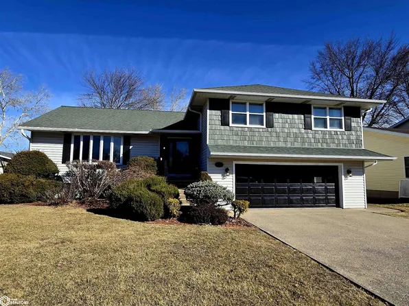 320 Kimberly Dr, West Burlington, IA 52655