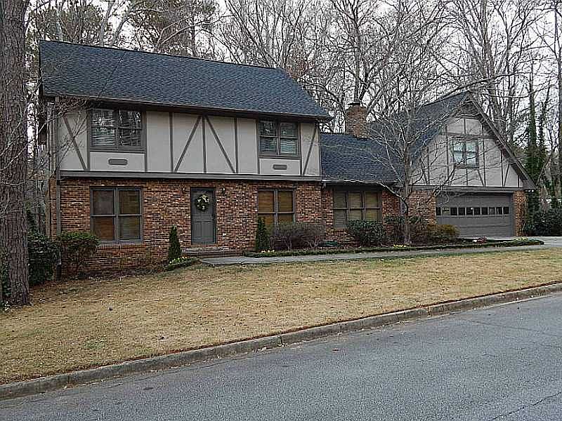 1st image of 2904 Thornridge Dr