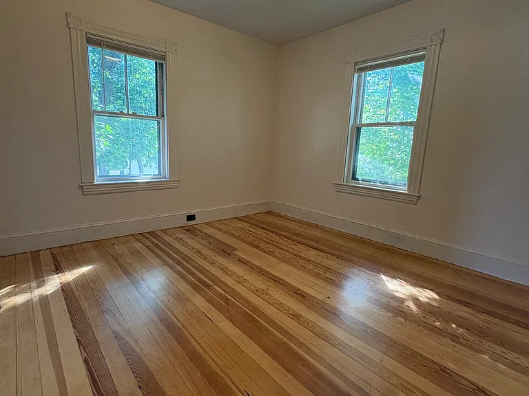 68-70 Adams St #2 — Photo 24