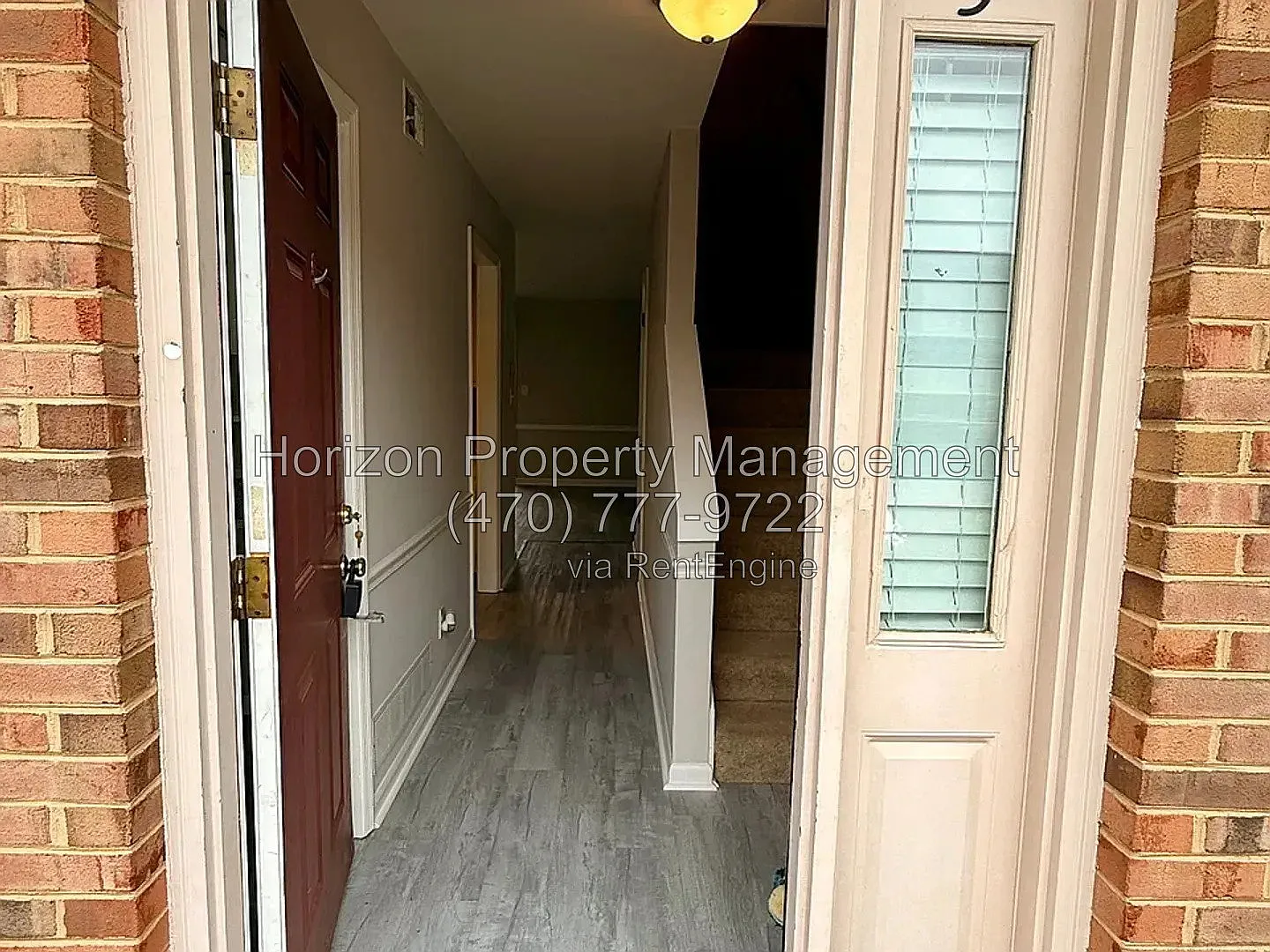 2 bed, 1.5 bath, 1024 sqft, $1,495 — Photo 2