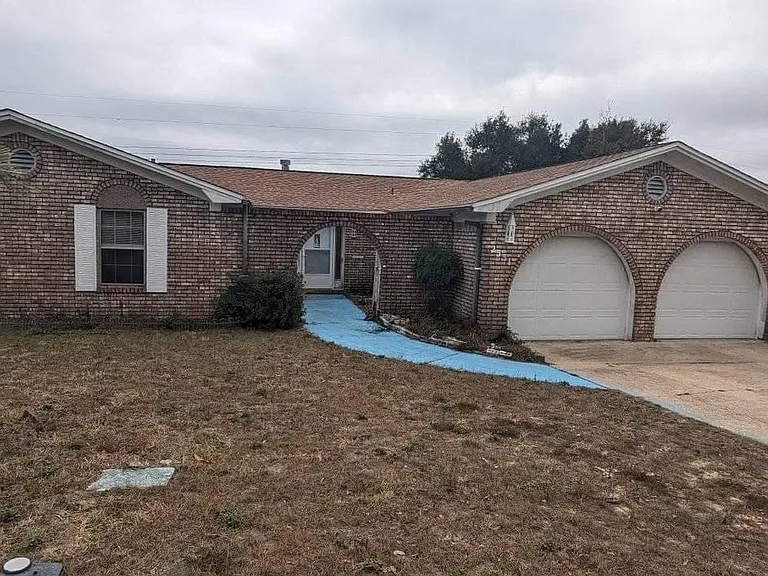 2531 Tomlinson Rd — Photo 2