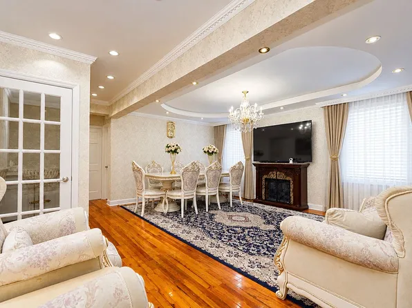 2435 Haring St APT 4H, Brooklyn, NY 11235