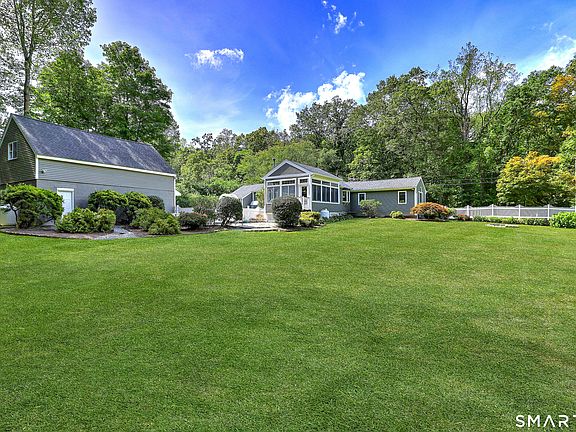 4th image of 100 Hiram Hill Road
