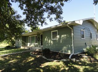 588 Ef Rd, Cedar Point, KS 66843