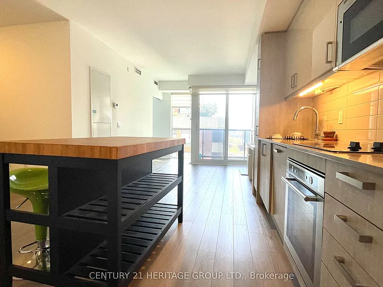 77 Mutual St #1401 — Photo 4
