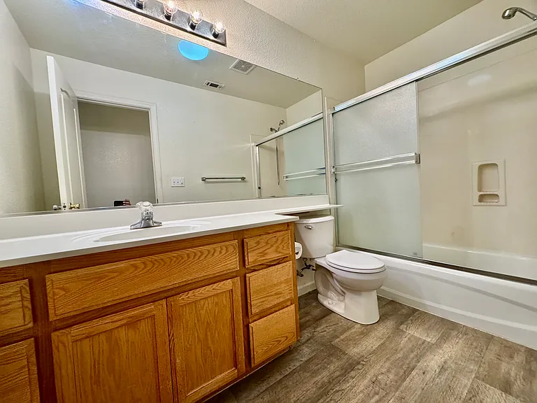 1398 Madelena Ln — Photo 24