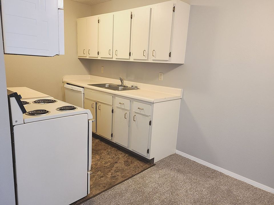 1st image of 761 E Anamosa St #2346