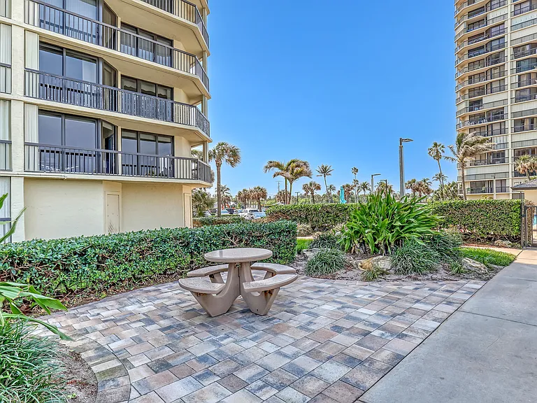 9550 S Ocean Dr #4 — Photo 34