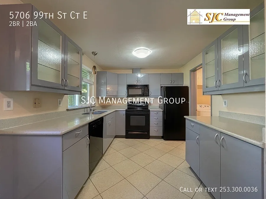 Two bedroom 1.5 bath Condo for rent in Puyallup — Photo 4