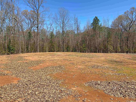 3rd image of 84 Creek Side Rd