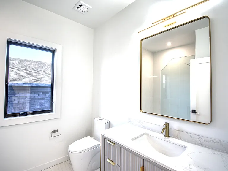 35 Henry Ave #2 — Photo 13