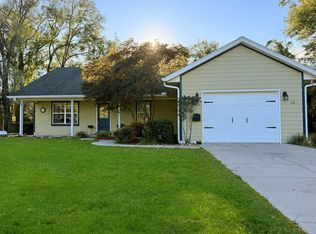 110 Hillcrest Cir NE, Branford, FL 32008