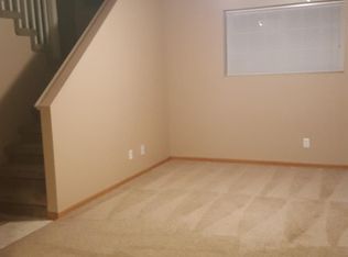 15714 Willow St, Omaha, NE 68136