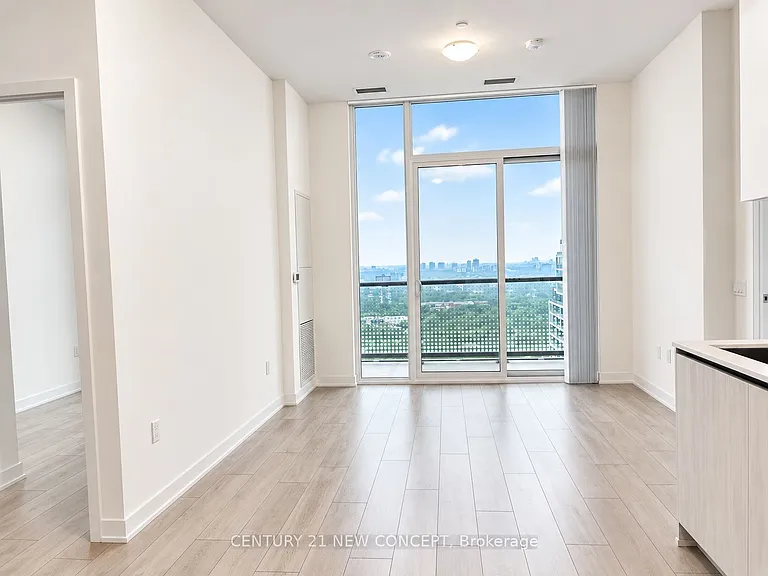 5858 Yonge St #Penthouse 10 — Photo 2