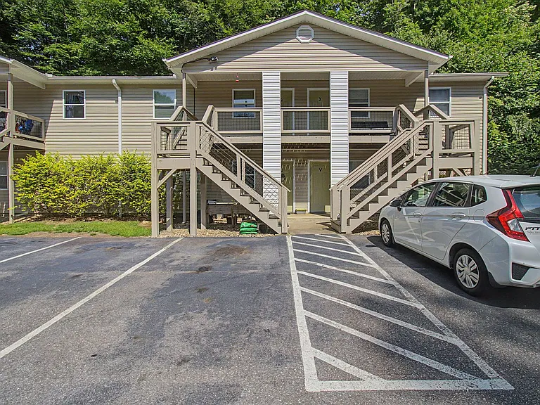 100 Bearwood Dr — Photo 27