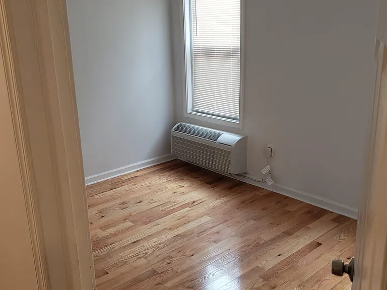 5045 Walnut St #3 — Photo 14