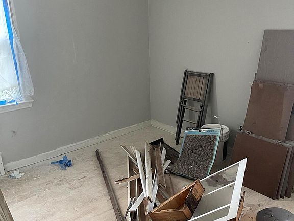 5th image of 4159 Grindley Park St