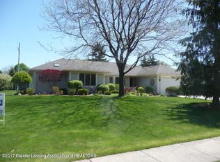 1414 Riley Ridge Dr, Lansing, MI 48917