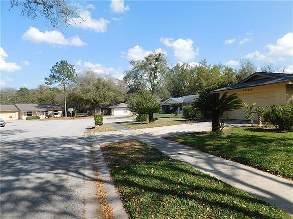 4th image of 7426 Barnacle Ct