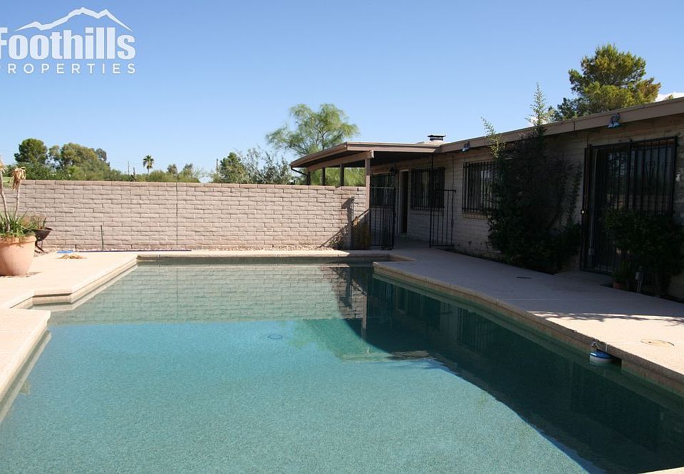 1st image of 6641 N Amahl Cir