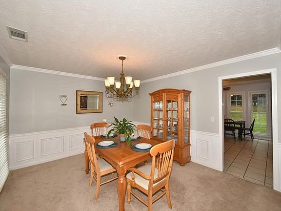 5th image of 1961 Huntcliff Dr