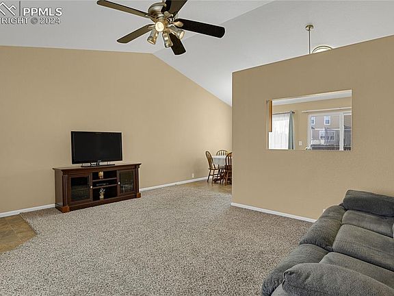 4th image of 6763 Summer Grace St