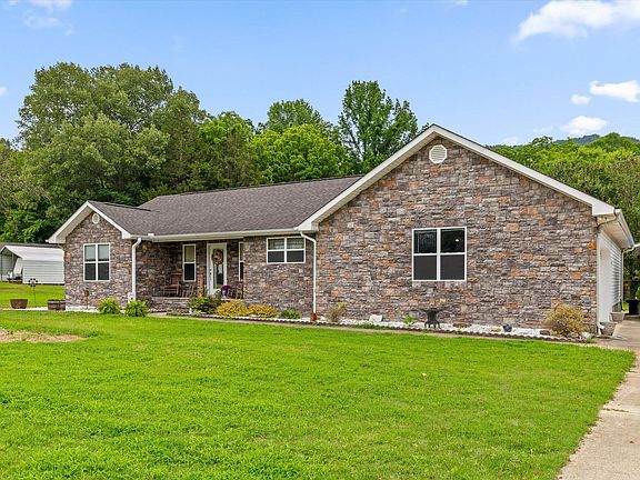2nd image of 170 Misty Meadow Dr