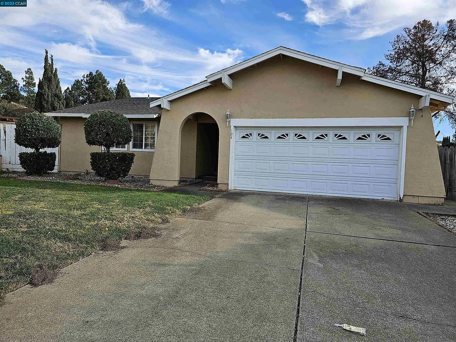 124 Thistle Ct photo 1