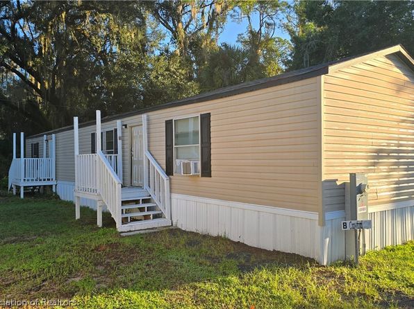 44 Crawford Dr #8