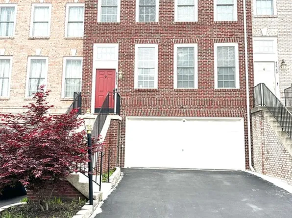 42751 Falls View Sq, Leesburg, VA 20176