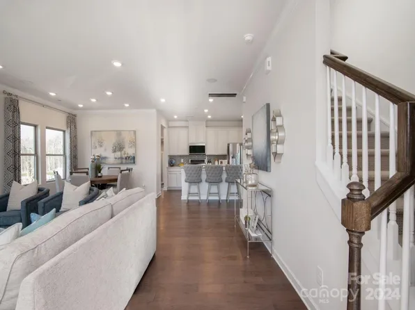 134 Orson Oaks Ln, Pineville, NC 28134