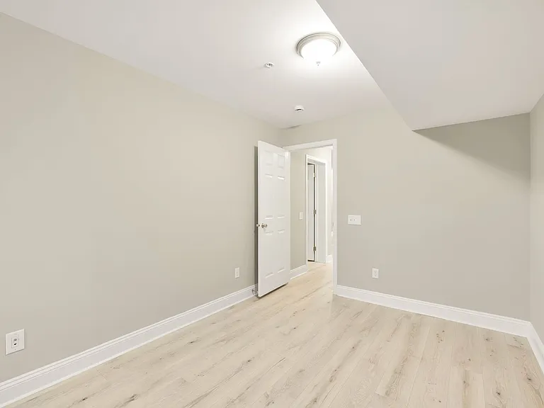 1753 W St SE — Photo 15