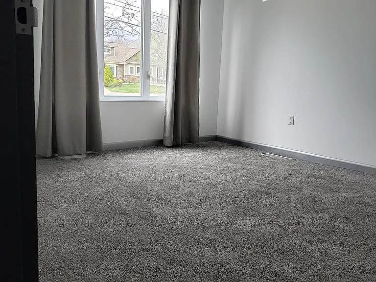 37442 Lakeville St — Photo 10