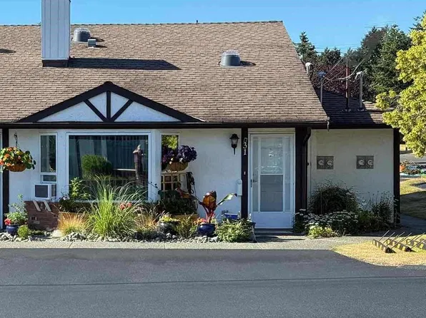 120 Finholm St N #31, Parksville, BC V9P 1J5