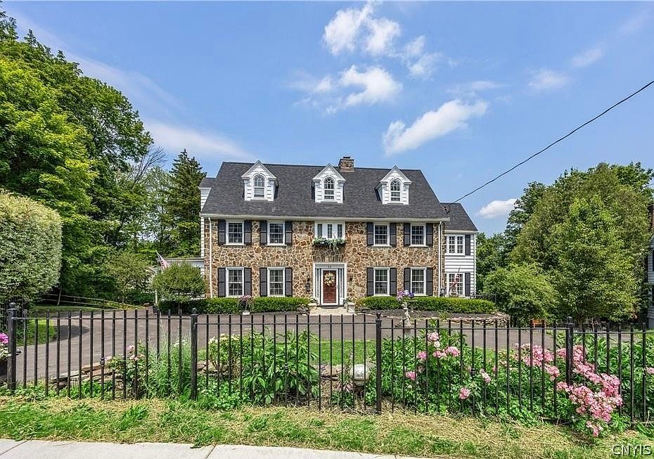 1st image of 68 Paris Rd