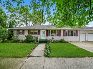 1000 6th St, Harvard, IL 60033