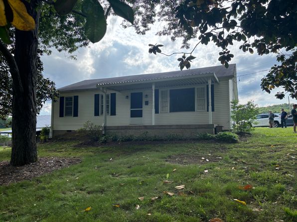104 Withrow Rd