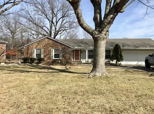 586 Charlemagne Blvd, Elizabethtown, KY 42701