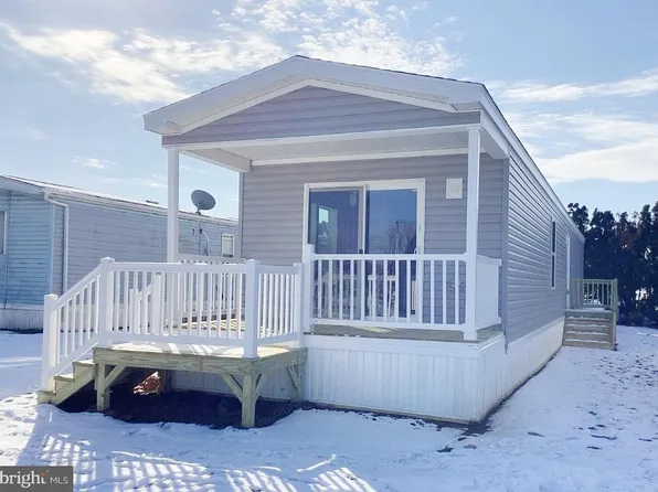 7 Deanne Cir, Ephrata, PA 17522