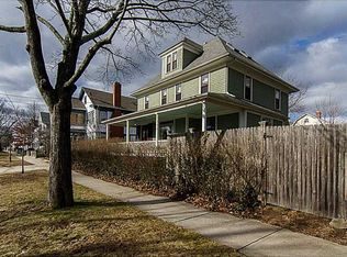 229 Washington Ave, Providence, RI 02905