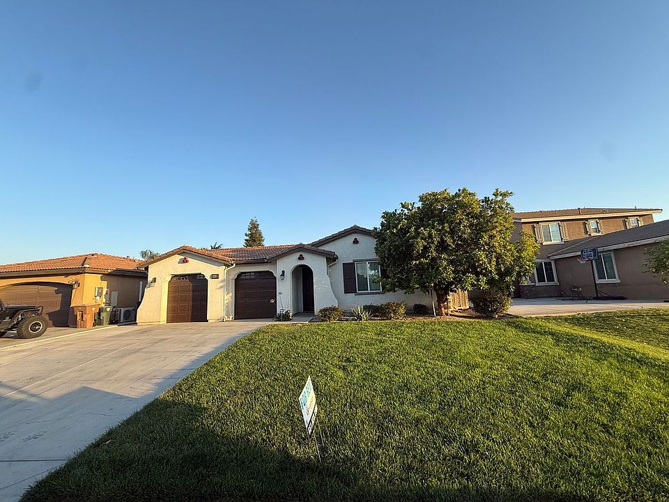 2nd image of 6009 Moonstone Peak Dr