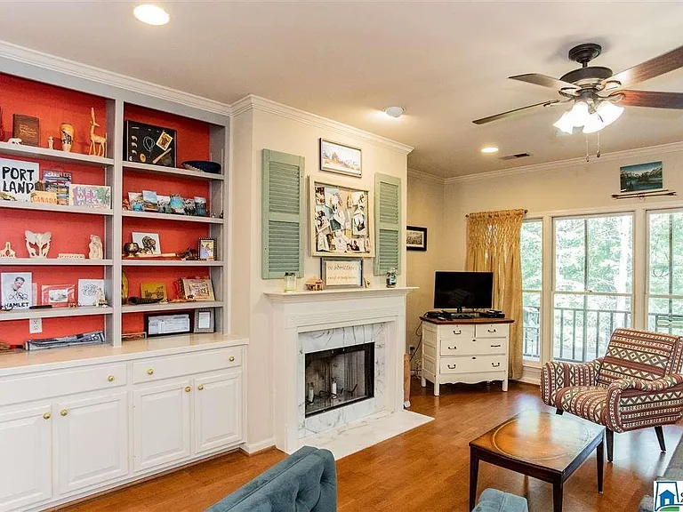 1150 Berwick Rd — Photo 4