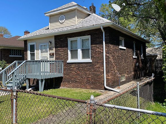 2nd image of 3925 Grace St